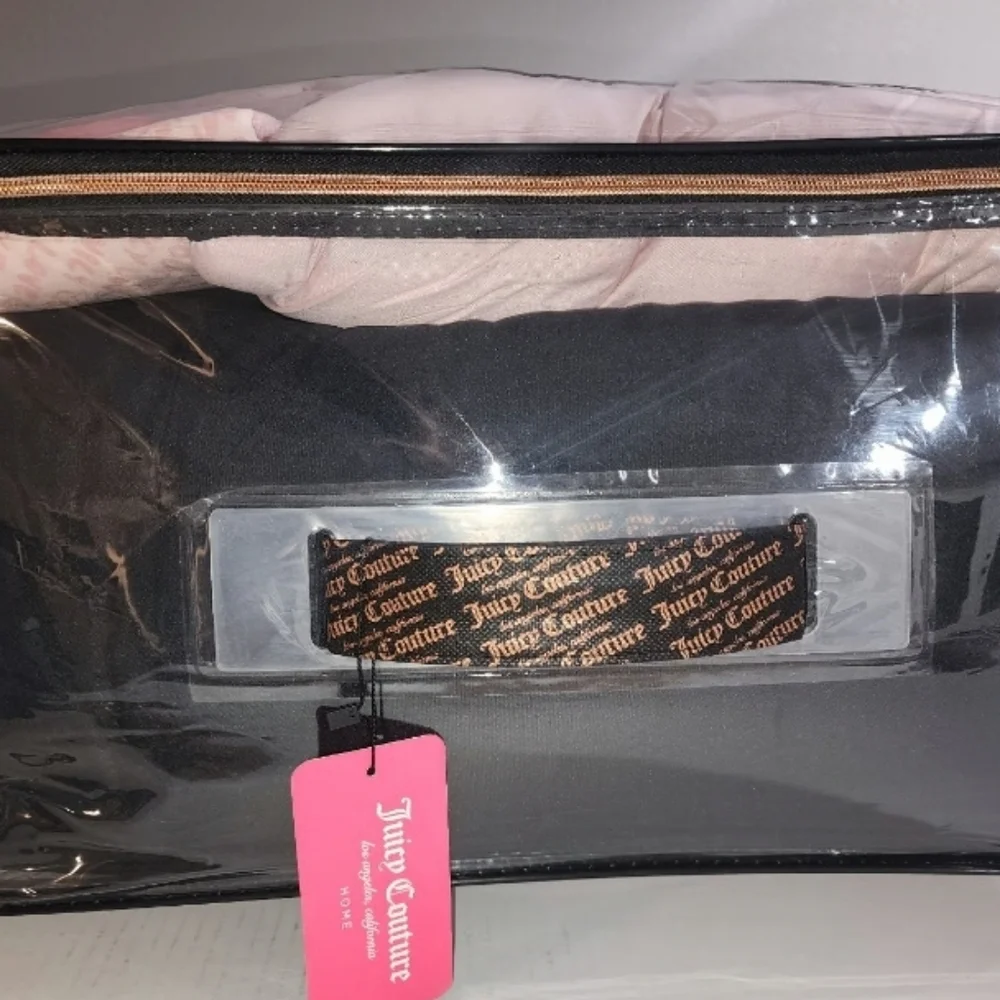Juicy Couture Black & Blush 8pc Bedding Set -Queen